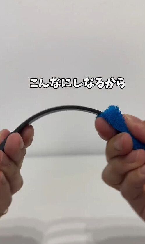 コスパ最強すぎて、もう他のは使えない…！「しなるカビ取りスティック」