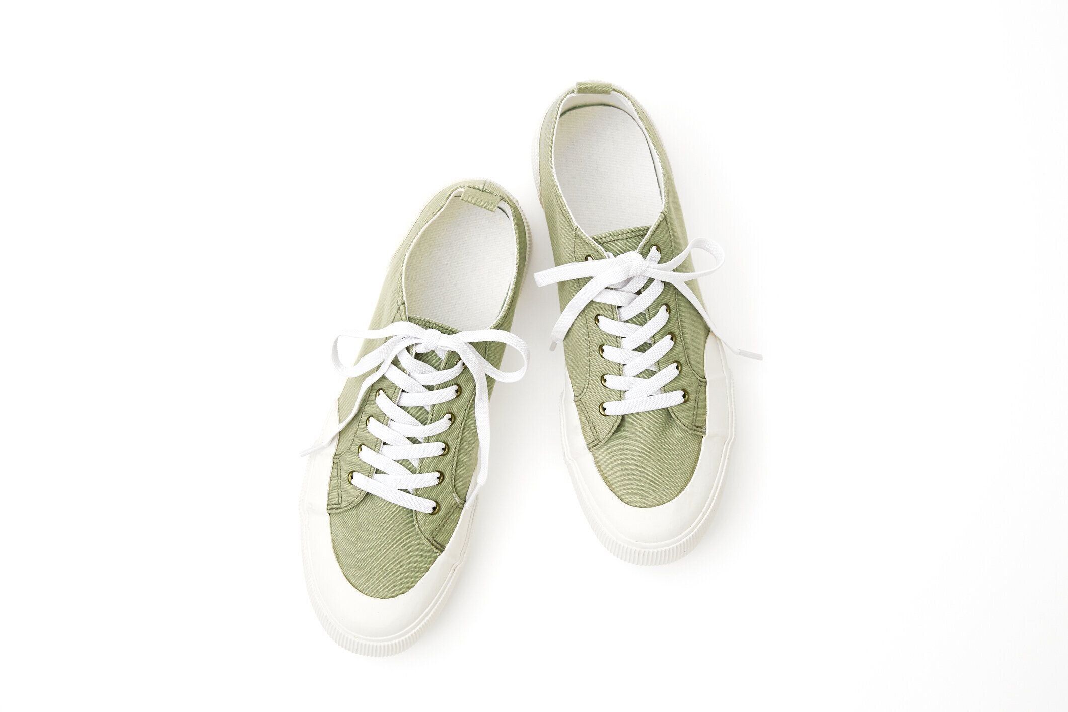 白のスニーカー