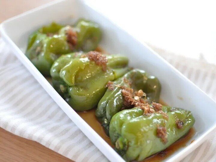 かつお節入りピーマンの丸ごと煮びだし