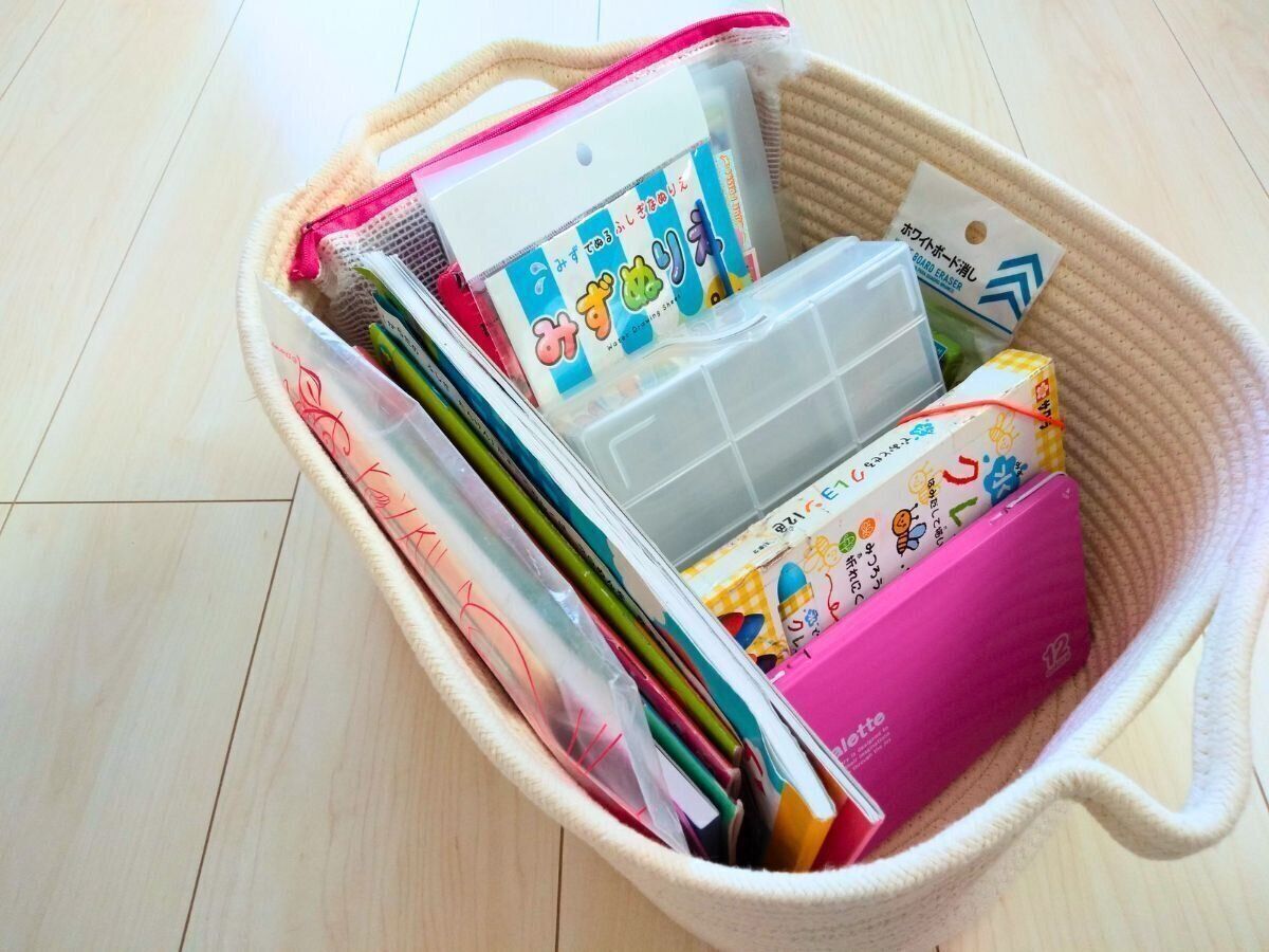 おもちゃが入ったコットン収納