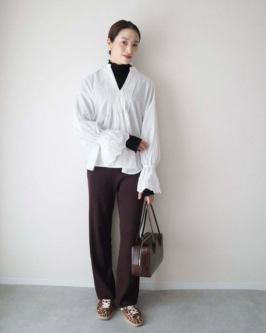 【ユニクロ】ウエストゴムでもきれい！秋冬の日常着に欠かせない4大「ラクチンパンツ」