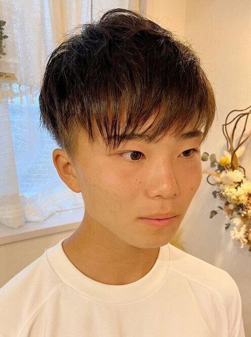 重軽シルエットでメリハリ！好感度ツーブロック