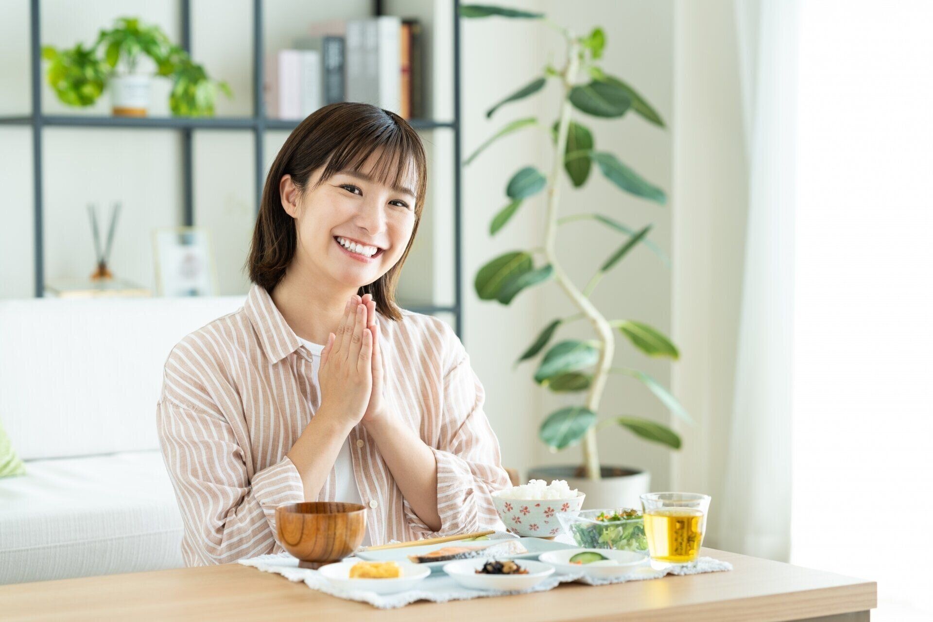 食べるときの正しい姿勢