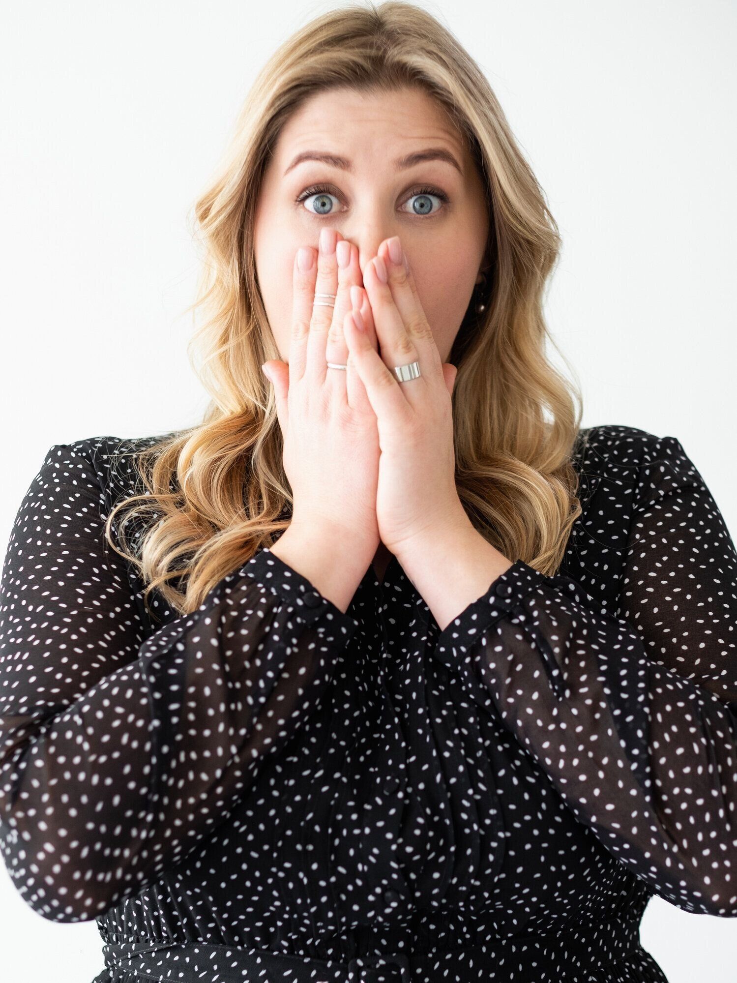 一歩間違えるとダサいおばさんに 40代が黒い服を着るときに気をつけること3つ サンキュ