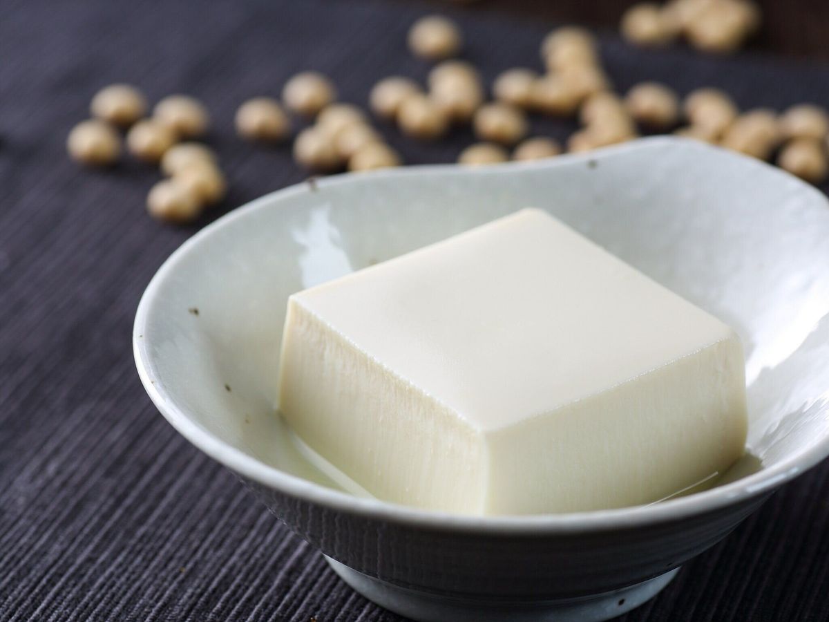 【管理栄養士監修】「豆腐」の賞味期限切れはいつまで食べられる?傷んだ豆腐の特徴も解説