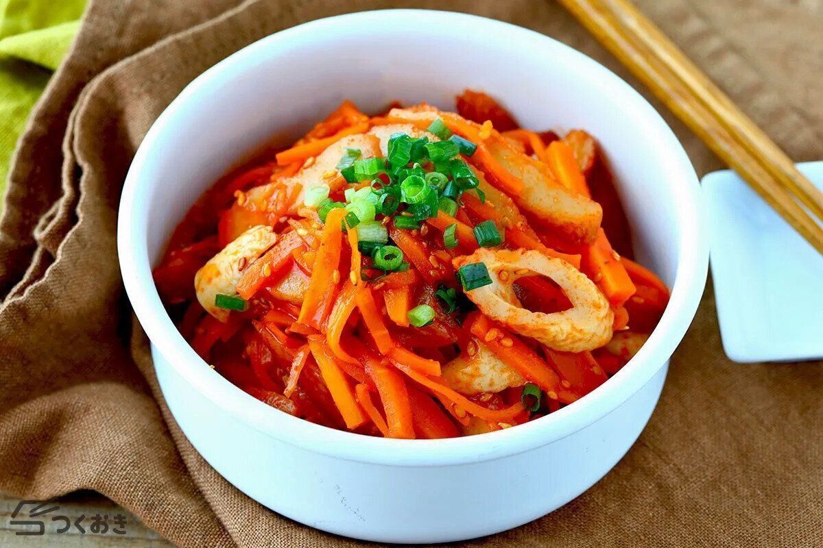 ちくわとさつま揚げのコチュジャン和え