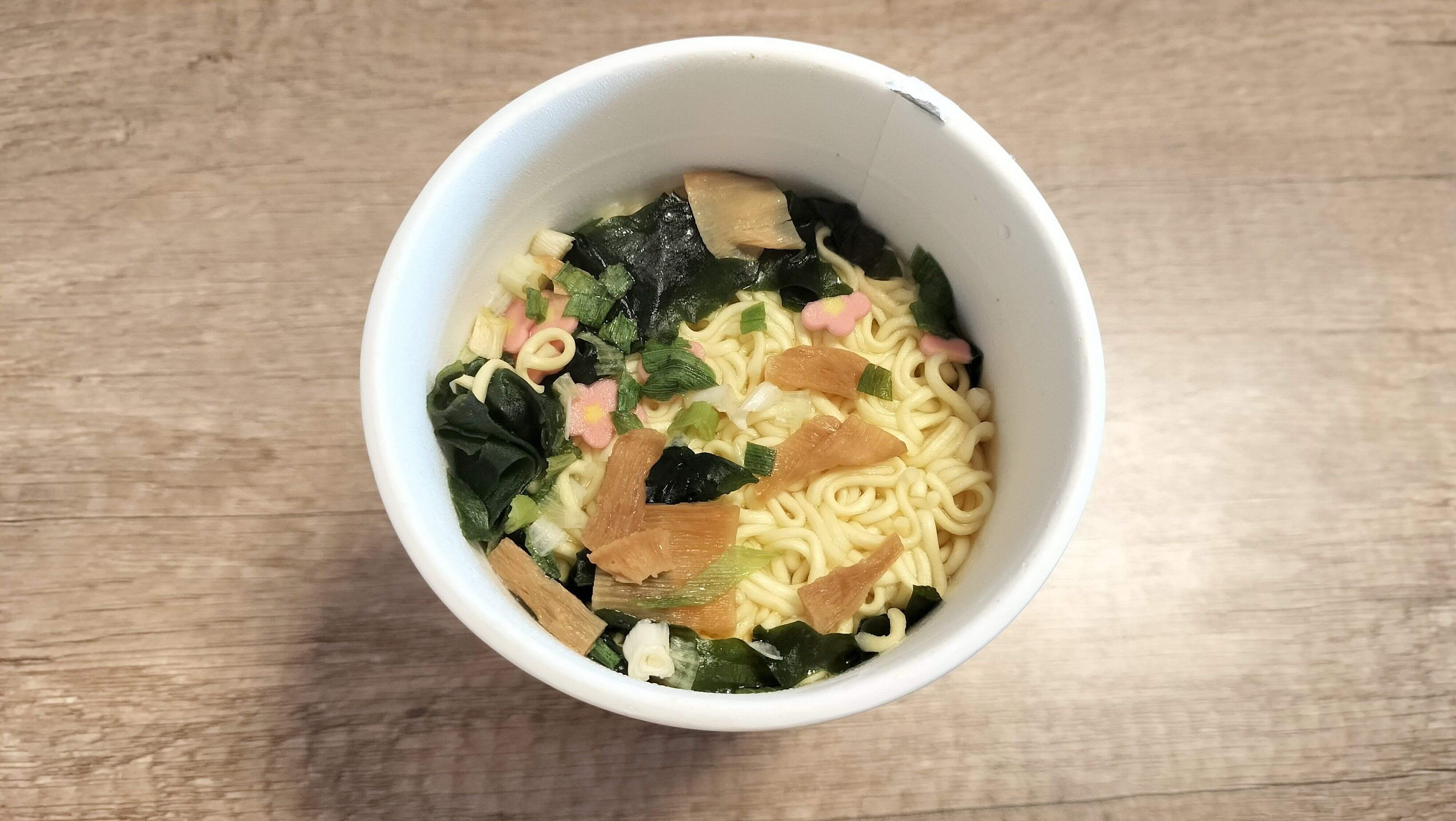 牡蠣だし塩ラーメンの中身