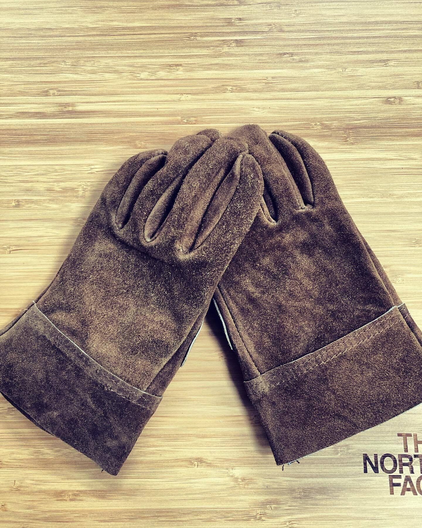 【ワークマン】身を守れて安心！「牛床革オイル内縫い内綿付き手袋」