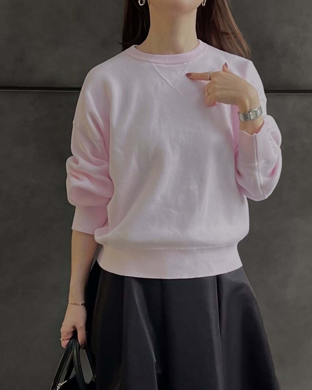 【ユニクロ】30代40代向けシンプルが映える「きれい色ニット」特集