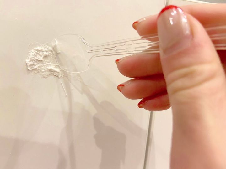 しつこいベトベトが簡単に取れる 3mシールはがし強力タイプが便利 サンキュ しつこいベトベトが簡単に取れる 3mシールはがし強力タイプが便利 サンキュ