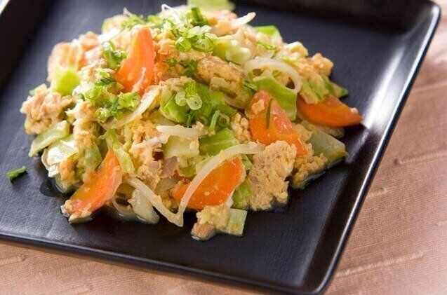 ツナ缶の卵炒め