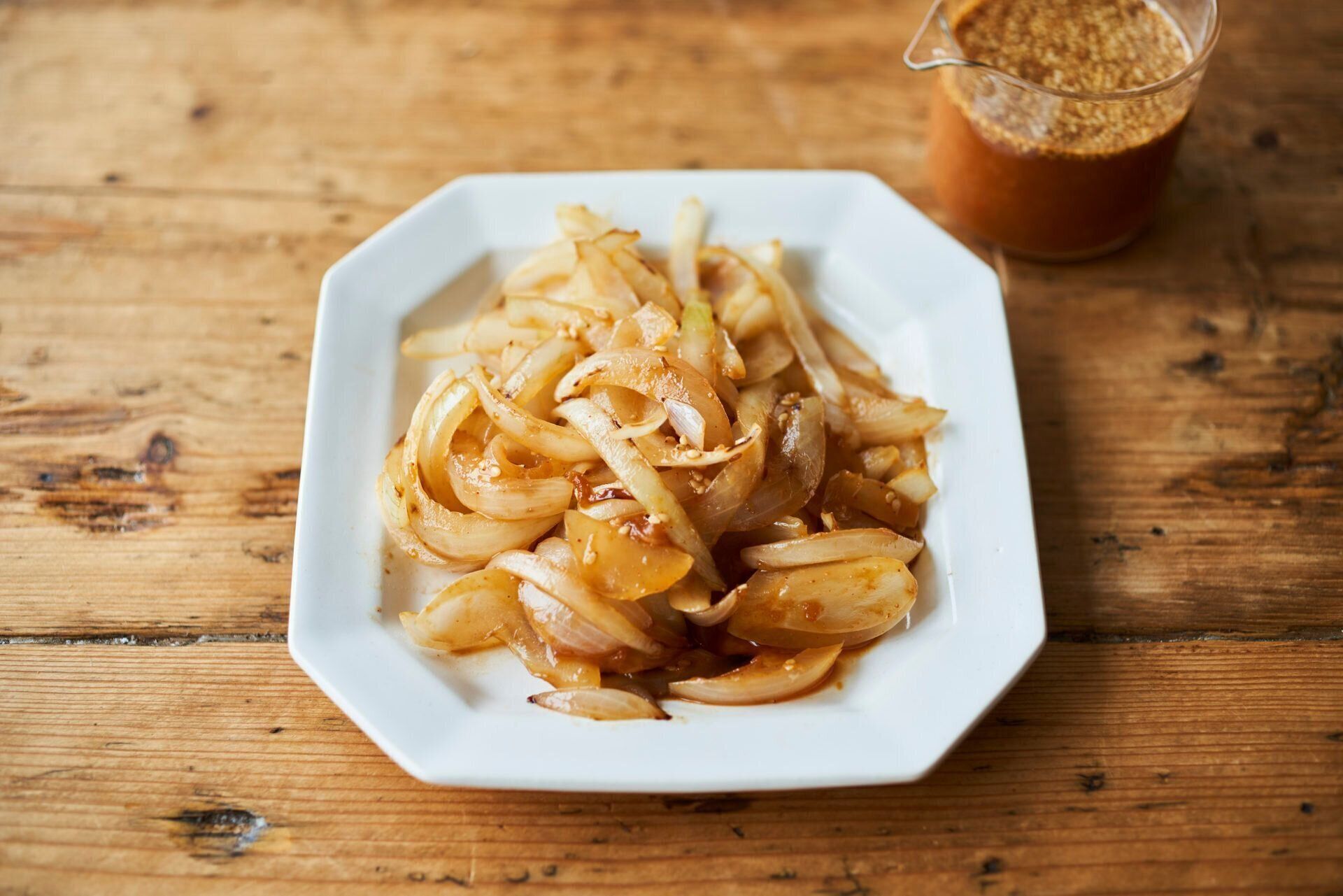 甘酒焼肉のたれで”玉ねぎだけ炒め”