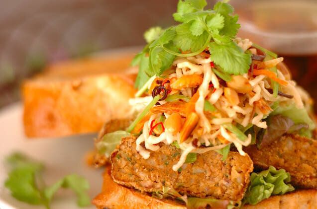 イワシのコロッケサンド