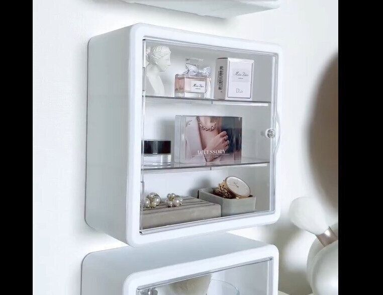 【ダイソー】かわいくて高見え！壁にも付けられるコレクションボックス