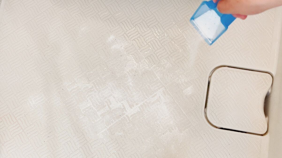 オキシクリーンを振りかける