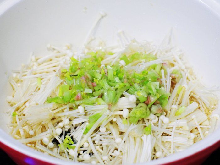 筋も茎も根元も捨てない!野菜の栄養をまるごといただく調理法