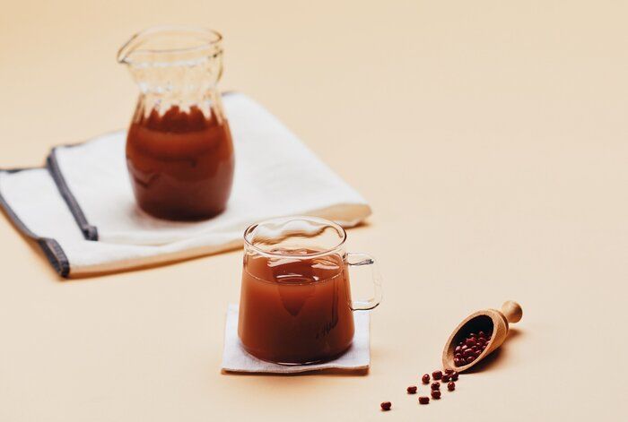 食前に1杯飲むだけ！手軽にお腹やせが叶う!?今話題のあずき水ってなに!?