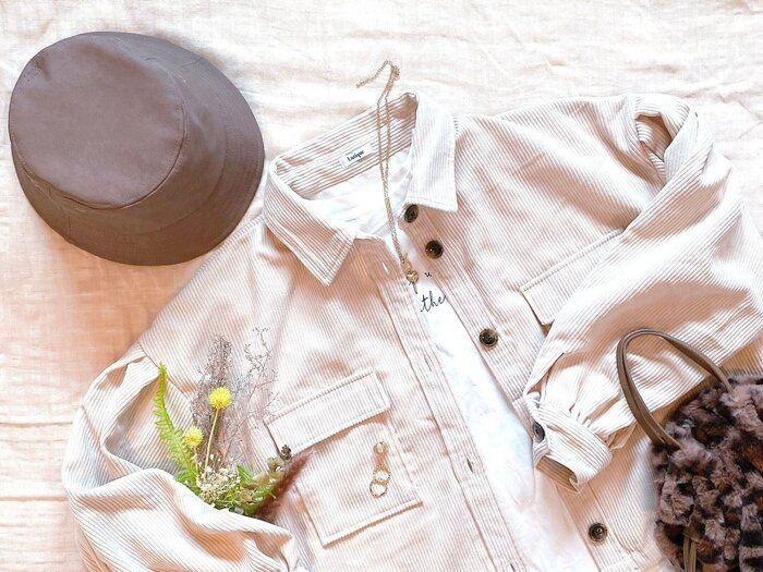 【しまむら】ショート丈がトレンド！絶対使えるコーデュロイシャツ