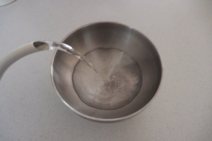 【ダイソー】330円でも絶対買い！熱湯を入ても熱くならない、まるで魔法のようなステンレス器