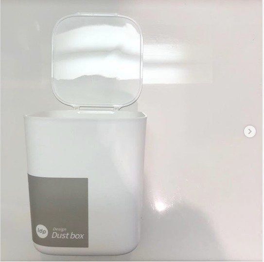 サイズ感&デザインがツボ!セリアの1dpダストボックス