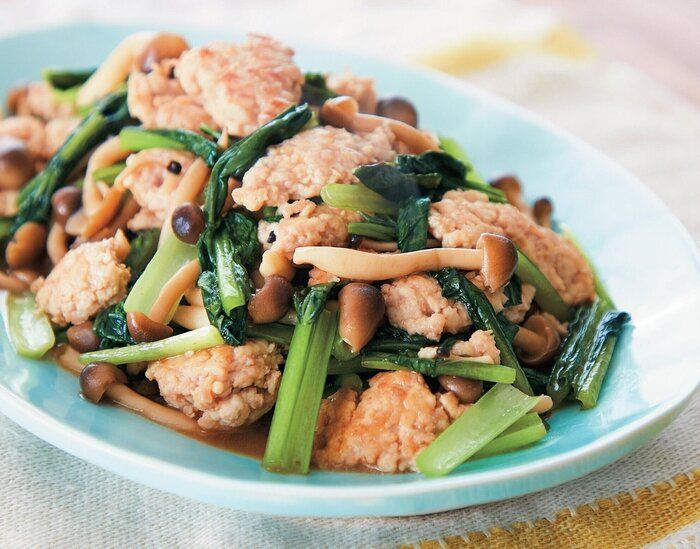 ほぐさず焼いてボリューム大！ごろっごろひき肉のバタぽん炒め