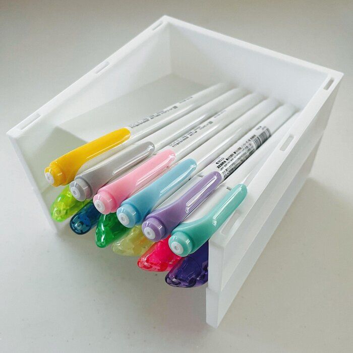 キャンドゥの「積み重ねペンラック」が便利すぎた！