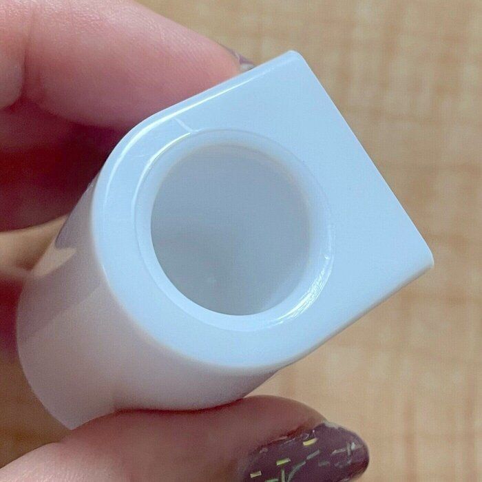 【ダイソー】細長いものがすっきり浮かせて収納できる！便利アイテム