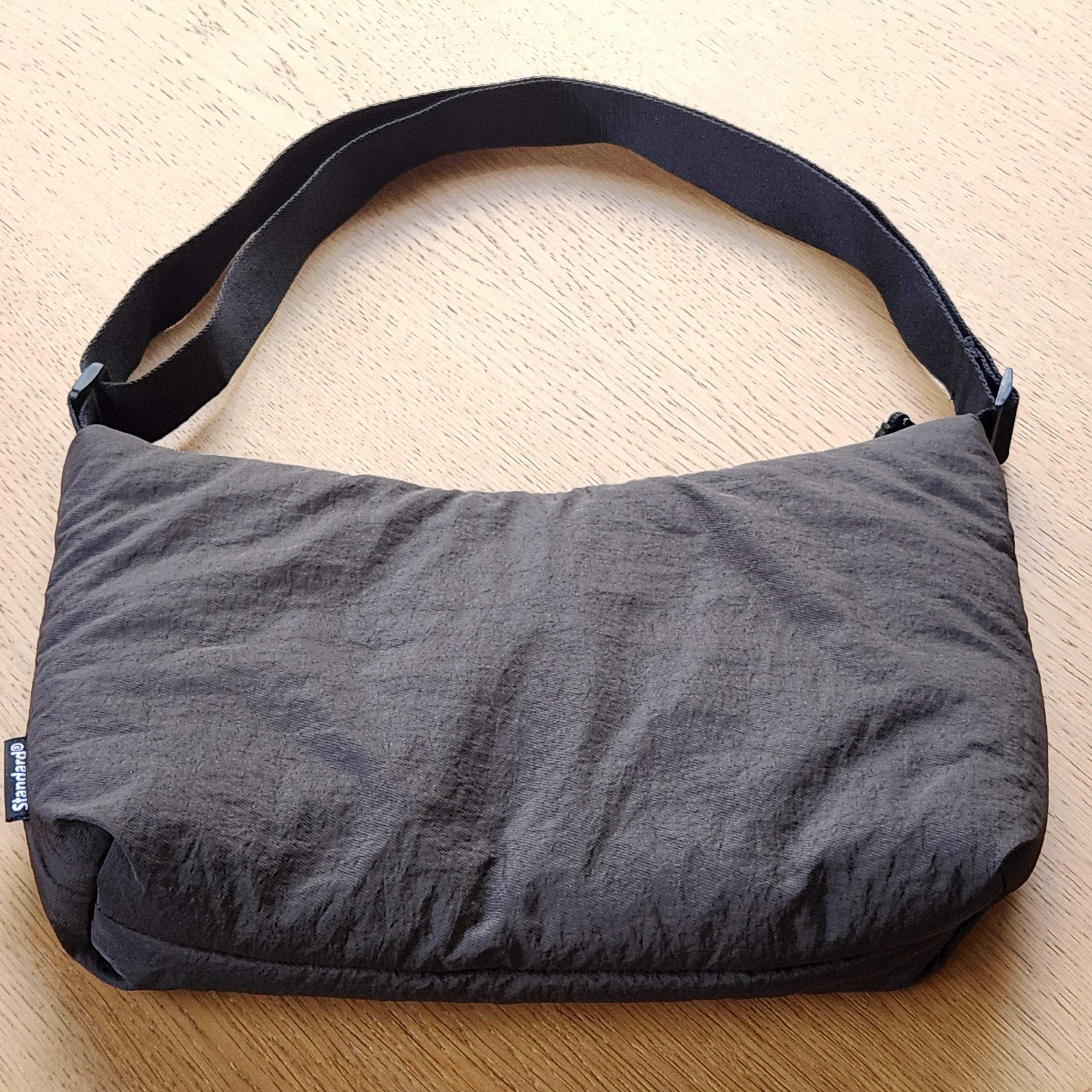 【スタンダードプロダクツ】550円で買える！軽くて便利なクロスボディバッグ