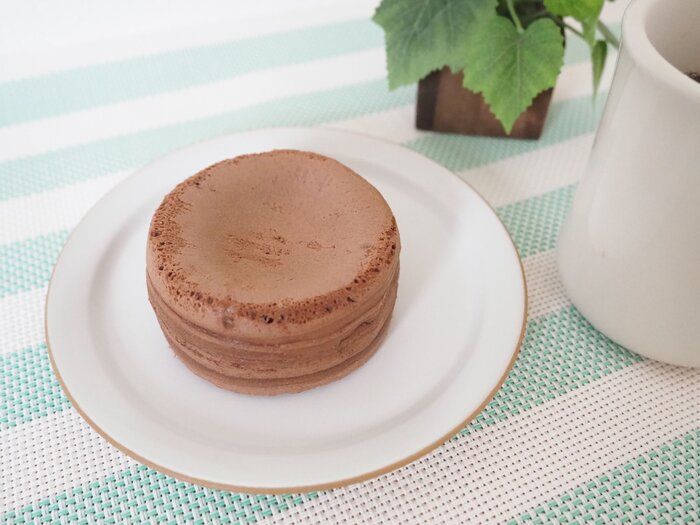 【ミニストップ】冷たくても温かくてもおいしい！「もちまる焼き」シリーズの新作はショコラピスタチオ