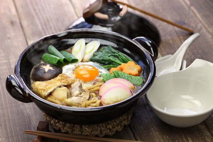 【管理栄養士監修】気になる「味噌煮込みうどん」のカロリーや炭水化物量とは？食べる際に押さえるべきポイントを紹介