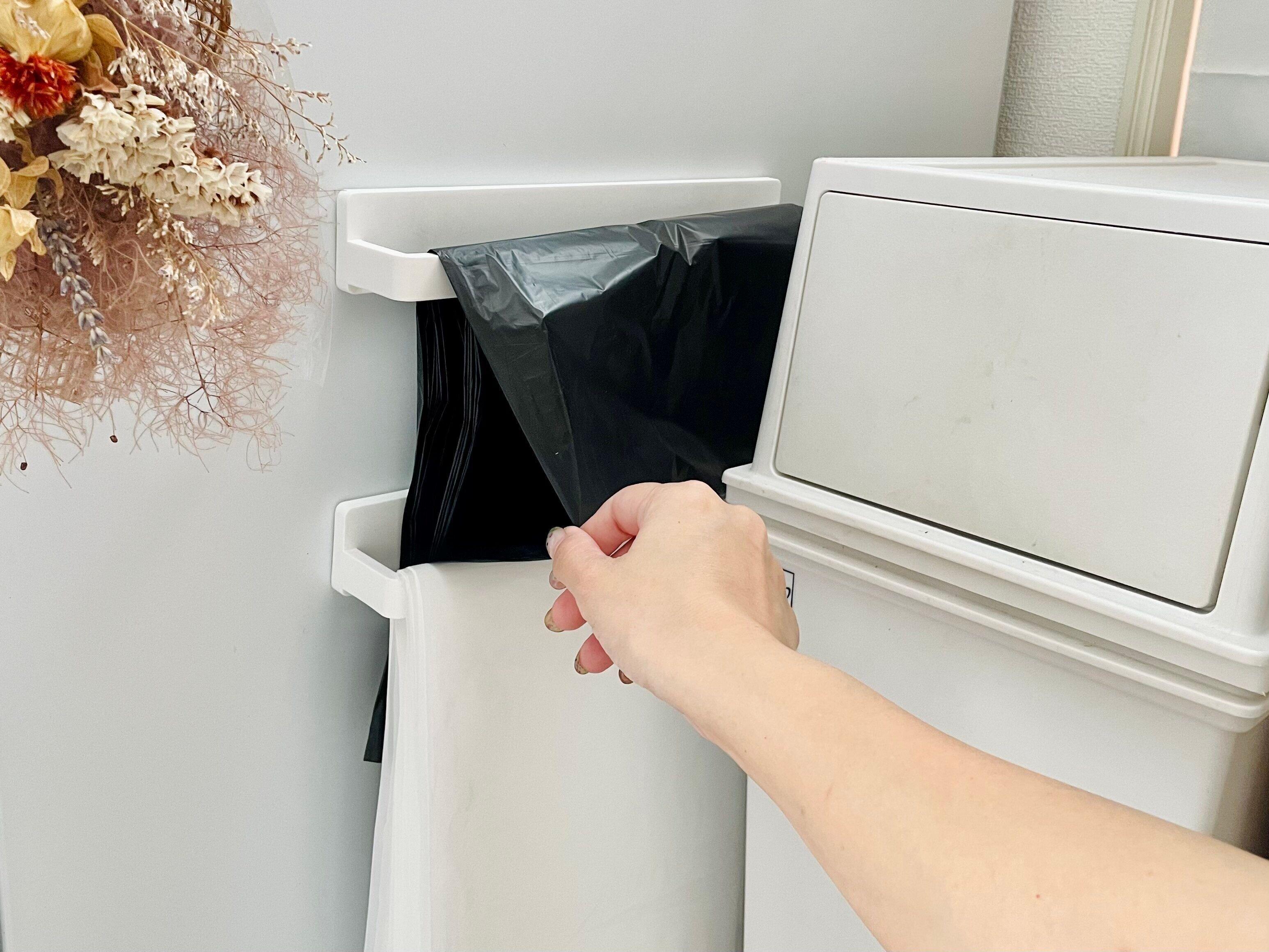 【ダイソー】ゴミ袋収納の正解はこれだった！片手で簡単ストレスフリー収納