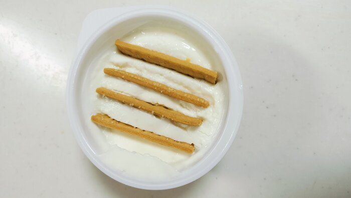 クラッカーをいれて作るチーズケーキ