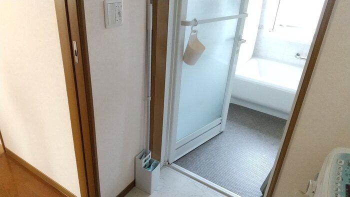 【ニトリ】吊るすより○○が正解だった！面倒なお掃除が秒で取り掛かれるようになった収納アイテム