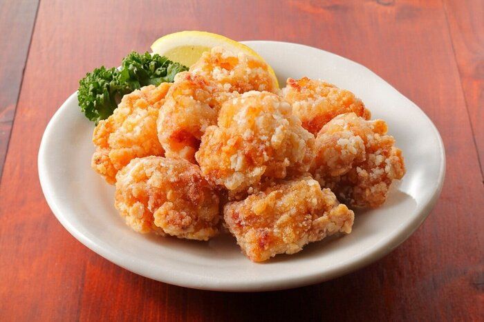 【管理栄養士監修】「鶏の唐揚げ」は太りやすい？気になるカロリーと炭水化物量まとめ