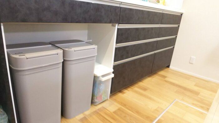 【整理収納のプロが実感】ゴミ袋は出しっぱなしのザックリ収納でOK！