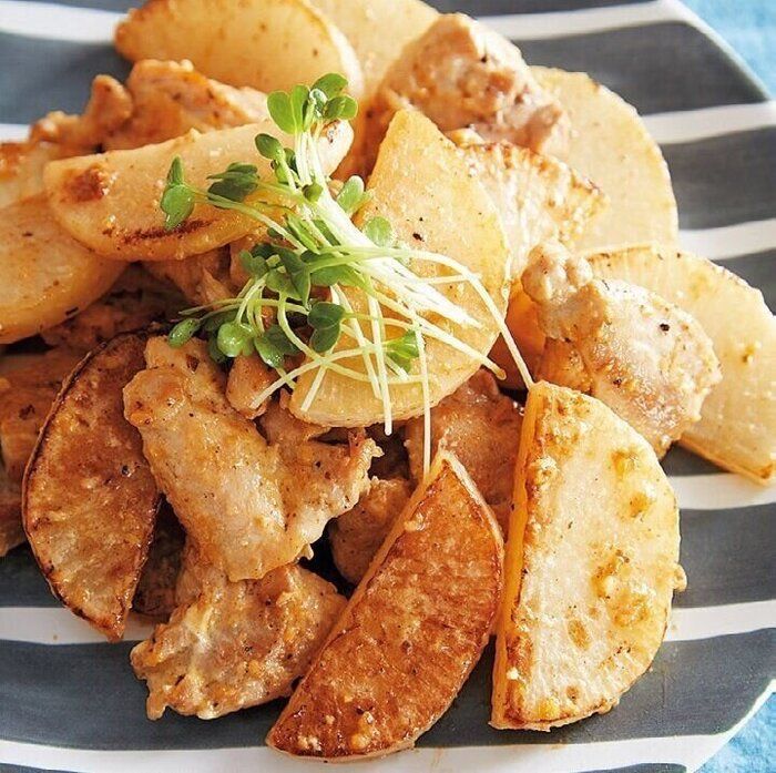 こくまろ味がくせになる～！大根と鶏肉のみそマヨ炒め