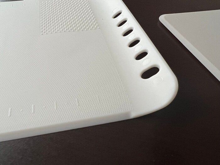 3COINSの「機能付き抗菌まな板」は優秀！