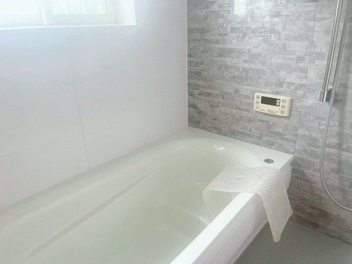 【お風呂掃除】約10年カビ取り洗剤使っていません！「銭湯スタイル」で日々の掃除がラクラクに！