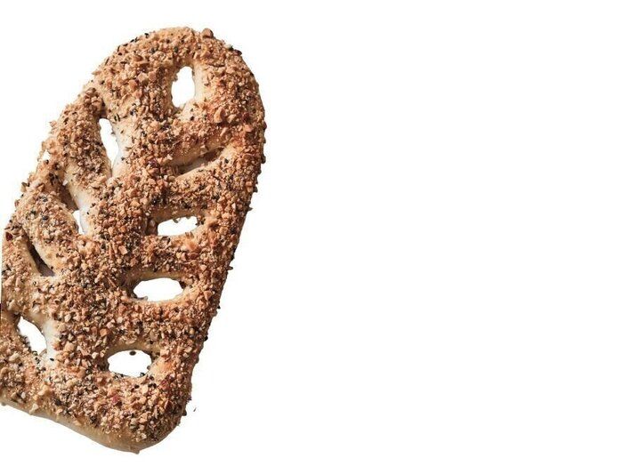 デュカをまぶして、エキゾチックな味に！スパイシー・フーガス