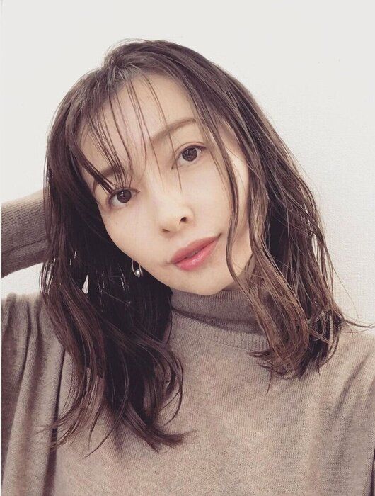 美容師が厳選 40代女性がおしゃれで若く見える秋におすすめのヘアスタイル サンキュ