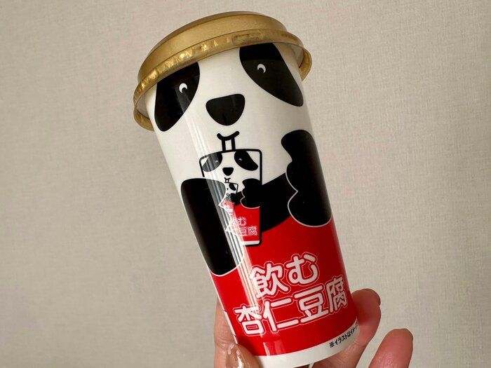 【KALDI新商品】大人気のパンダ杏仁豆腐から数量限定でドリンクタイプが登場！「飲む杏仁豆腐」