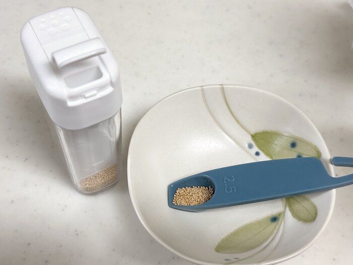 セリア簡単計量調味料ボトル2口