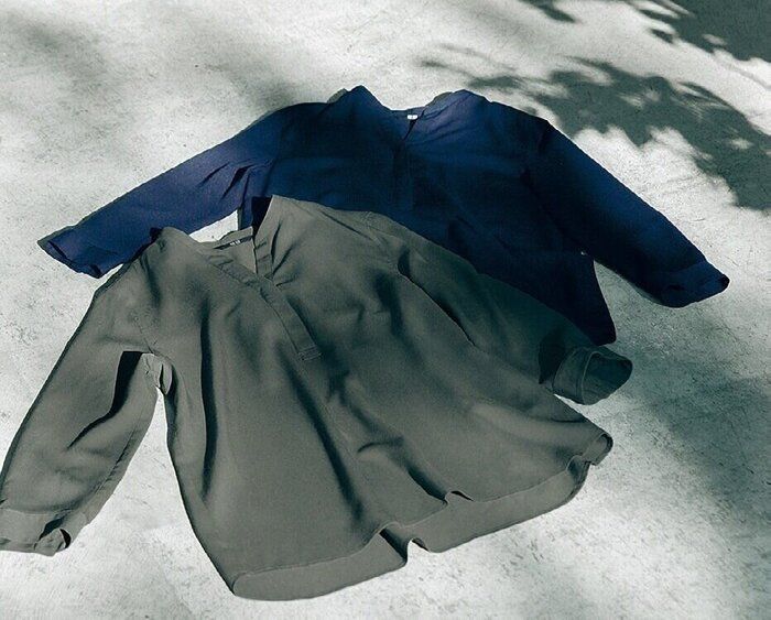 【UNIQLO】40代は絶対に買うべき！リモートワークに最適のラクだけどきちんと見えるブラウス