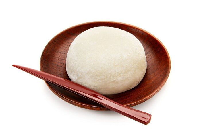 【管理栄養士監修】消費期限切れの「大福」は冷蔵保存でいつまで食べられる？傷んだときの特徴や保存方法を解説！