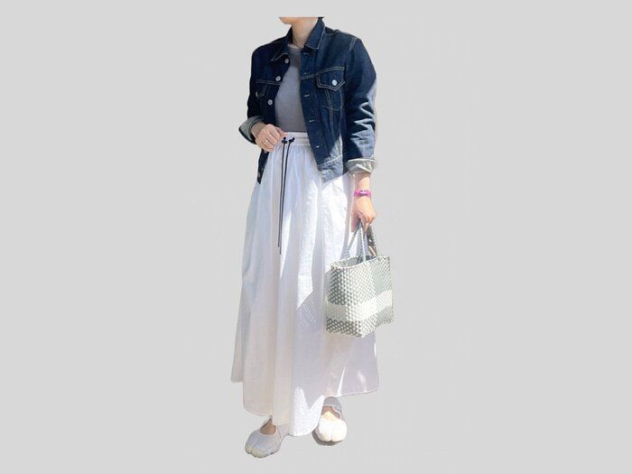 【40代の着回しコーデ術】この1枚で毎日違う私になれる！〈白スカート〉のシーン別着回しアイデア3選