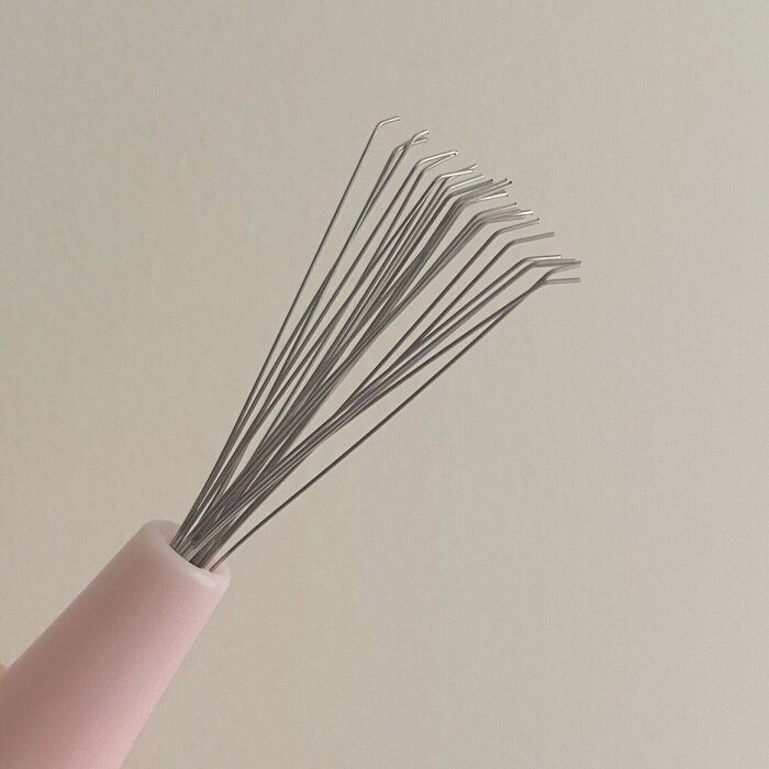 【ダイソー】キレイにするのは髪だけ？ブラシの汚れもキレイにしちゃいましょ！