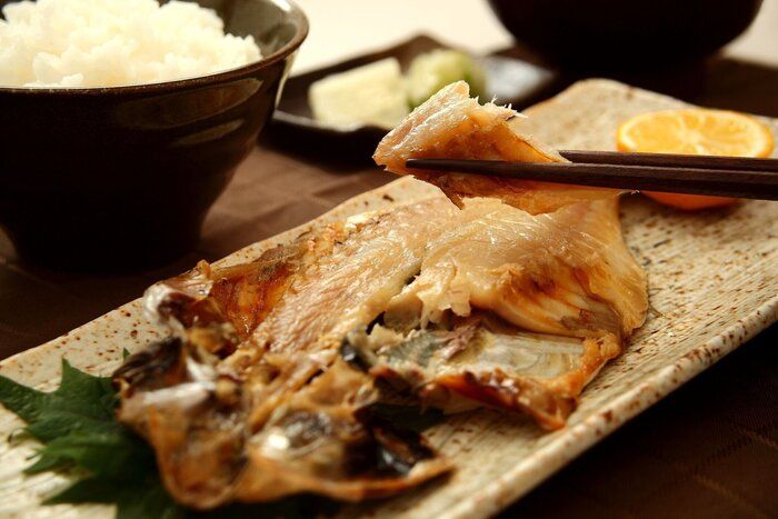 【管理栄養士監修】「アジの開き」のカロリーは高い？炭水化物量と食べる際のポイントを紹介