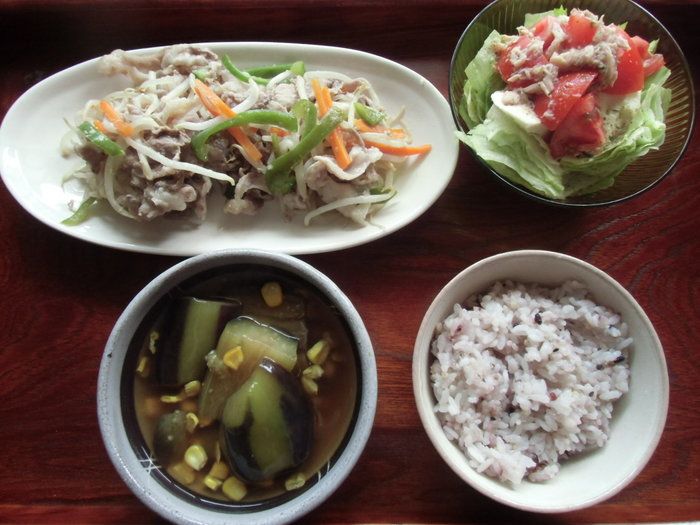 材料も手軽♪完成まで15分の超スピード献立！