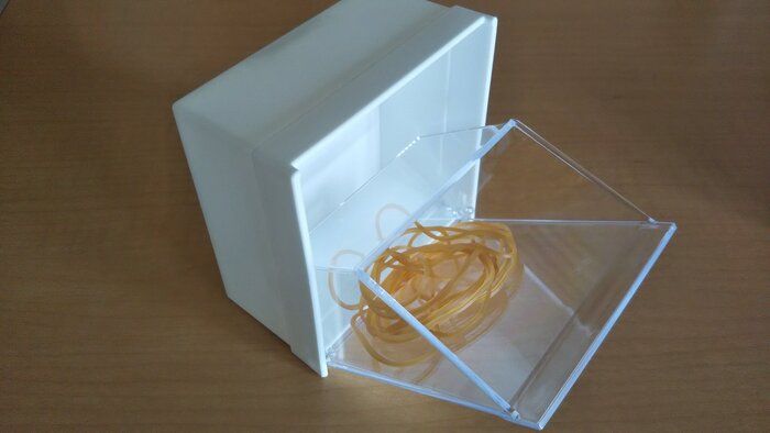 【100円ショップ】試してみたら、やっぱり便利だったマグネットグッズ