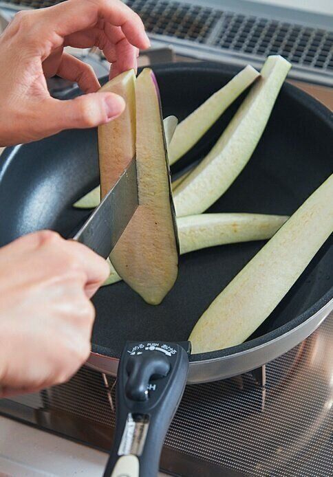 素材を焼いて肉みそをかけるだけが＂にしじま流＂最速で完成の「麻婆風なす豆腐」＆「ボリューム純豆腐」